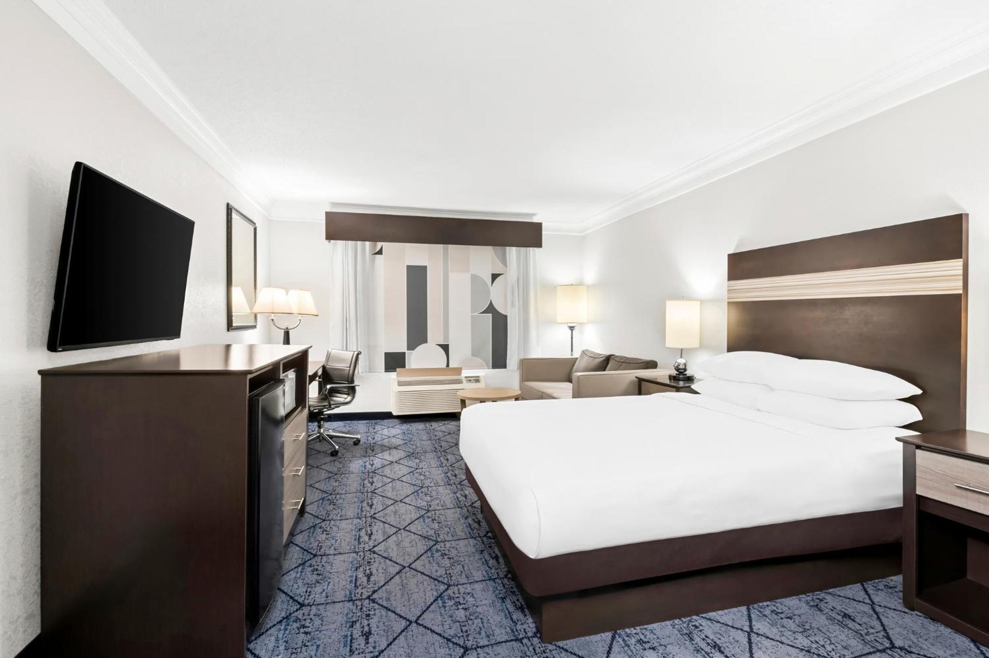 Western Hotel 3*